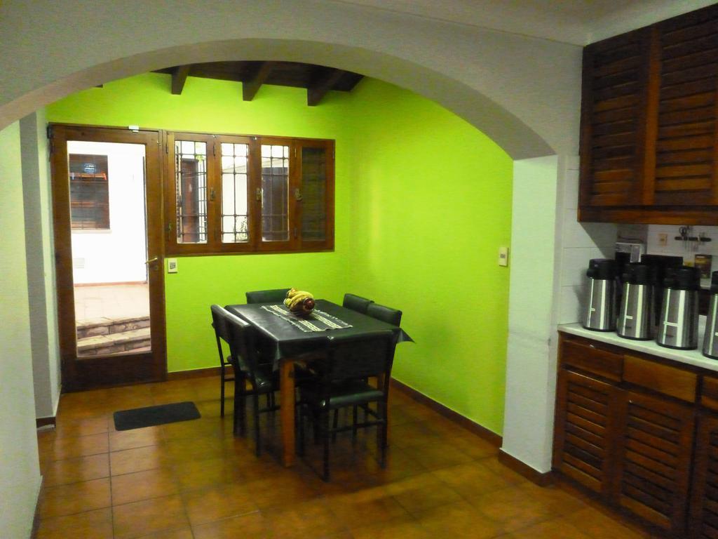 Hostel De Los Artistas Mendoza Kültér fotó